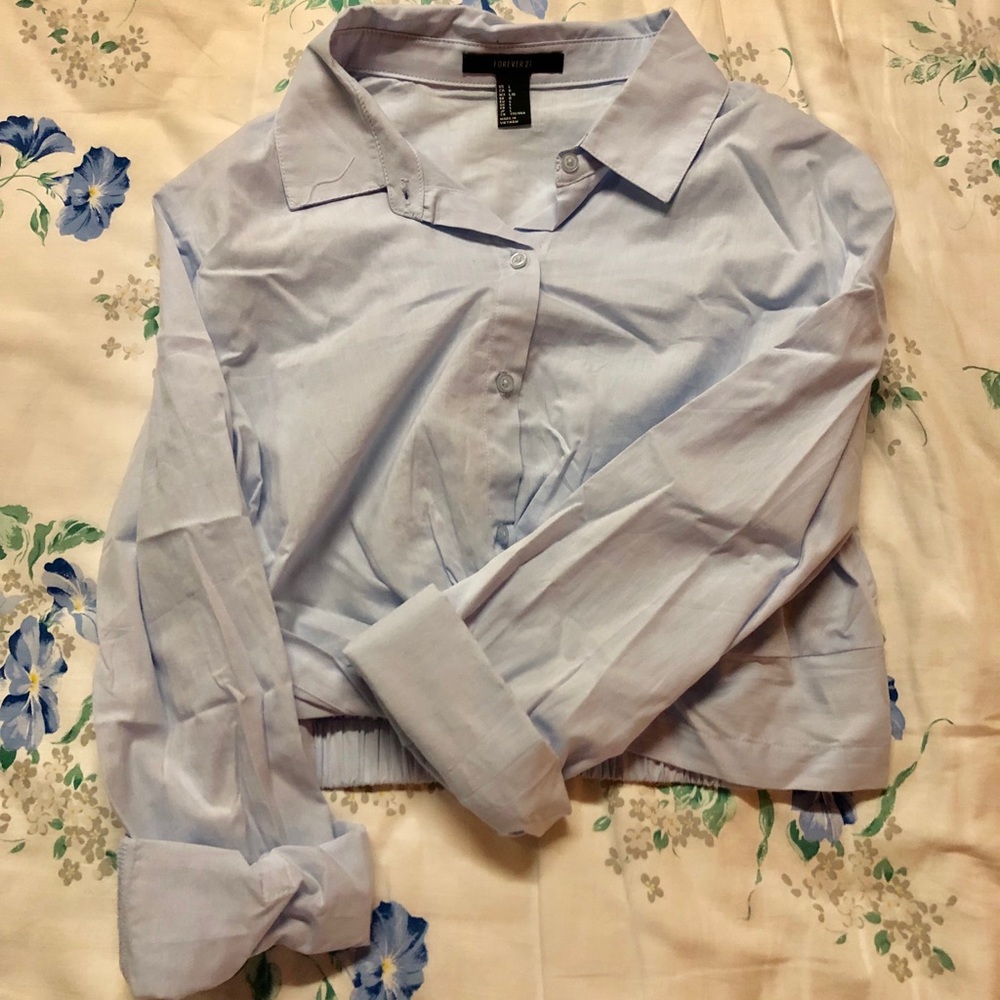 Light blue long sleeve crop top
